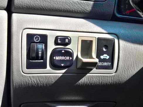 Used 2007 Toyota Corolla CE image 19