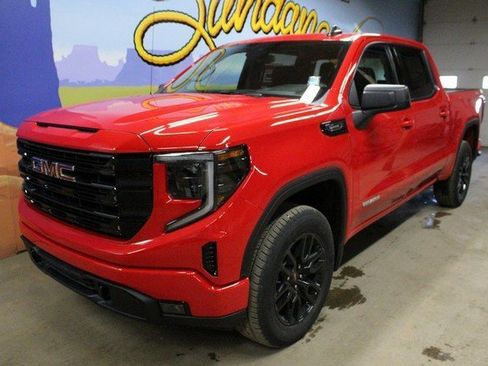 New 2026 GMC Sierra 1500 Elevation image 8