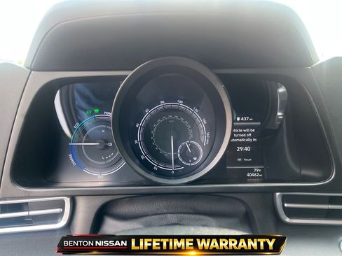 Used 2022 Hyundai Elantra Blue FWD image 14