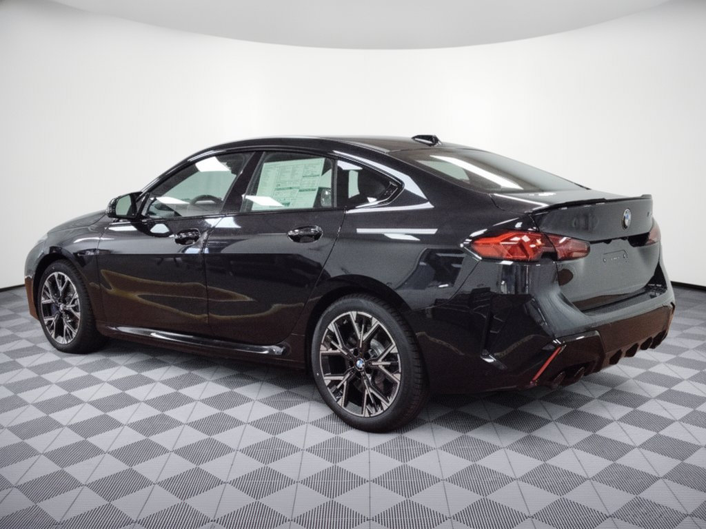 Used 2026 BMW M235i xDrive w/ Technology Package AWD/4WD image 3