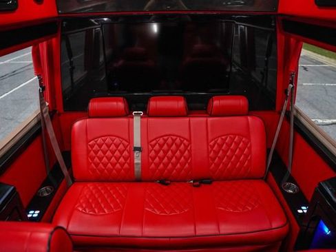Used 2016 Mercedes-Benz Sprinter 2500 image 23