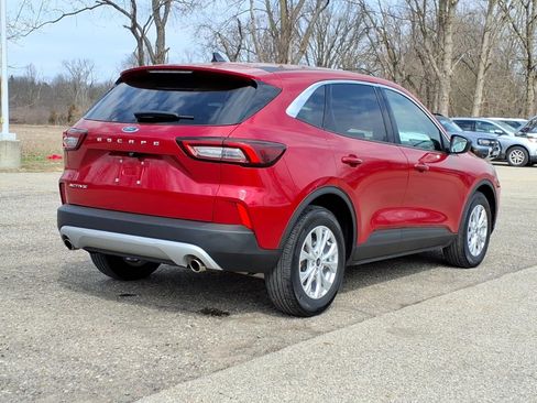 Used 2023 Ford Escape Active w/ Cold Weather Package image 7