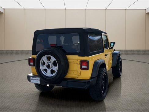 Certified 2019 Jeep Wrangler Sport image 5