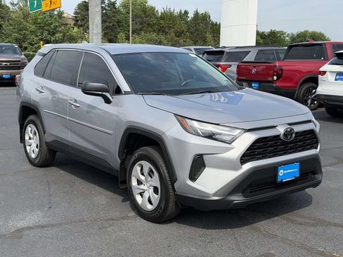 Used 2024 Toyota RAV4 LE AWD/4WD image 1