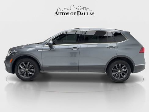 Used 2022 Volkswagen Tiguan SE w/ Panoramic Sunroof Package AWD/4WD image 5