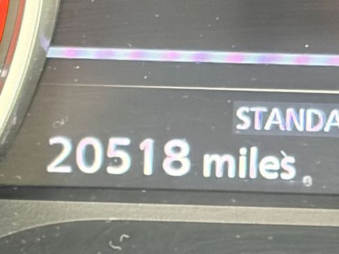 Used 2025 Nissan Rogue SV image 37