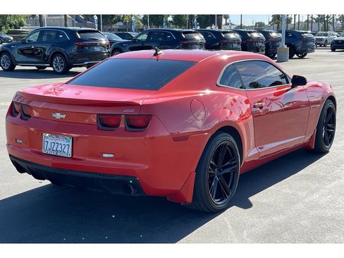 Used 2010 Chevrolet Camaro SS w/ RS Package RWD image 6
