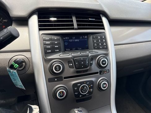 Used 2012 Ford Edge SEL FWD image 16