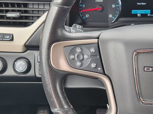 Used 2020 GMC Yukon Denali w/ Denali Ultimate Package AWD/4WD image 27