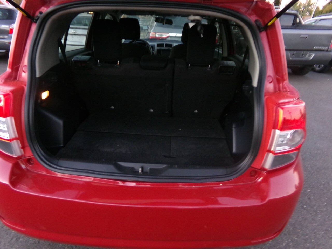 Used 2012 Scion xD FWD image 9