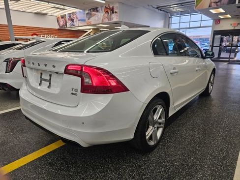 Used 2015 Volvo S60 T5 Premier Plus image 4