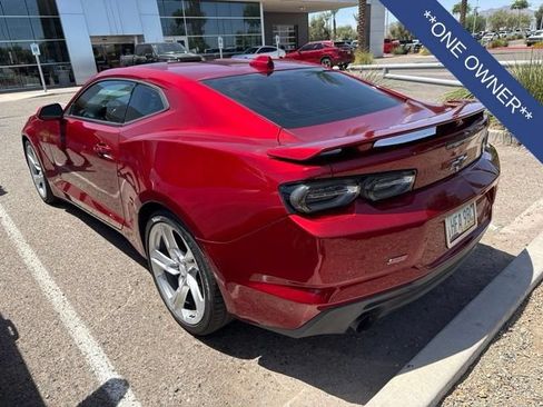 Used 2021 Chevrolet Camaro SS RWD image 2