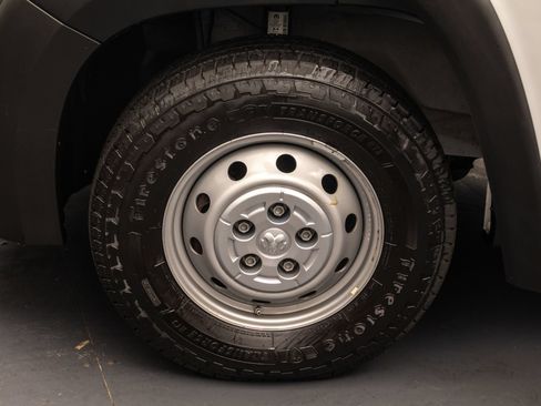 Used 2023 RAM ProMaster 2500 FWD image 37