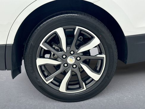 Used 2022 Chevrolet Equinox Premier AWD/4WD image 26
