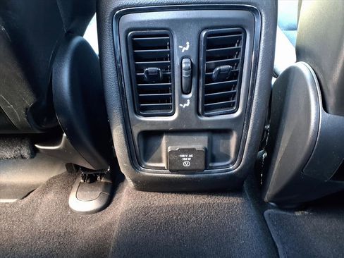 Used 2020 Jeep Grand Cherokee Altitude image 10