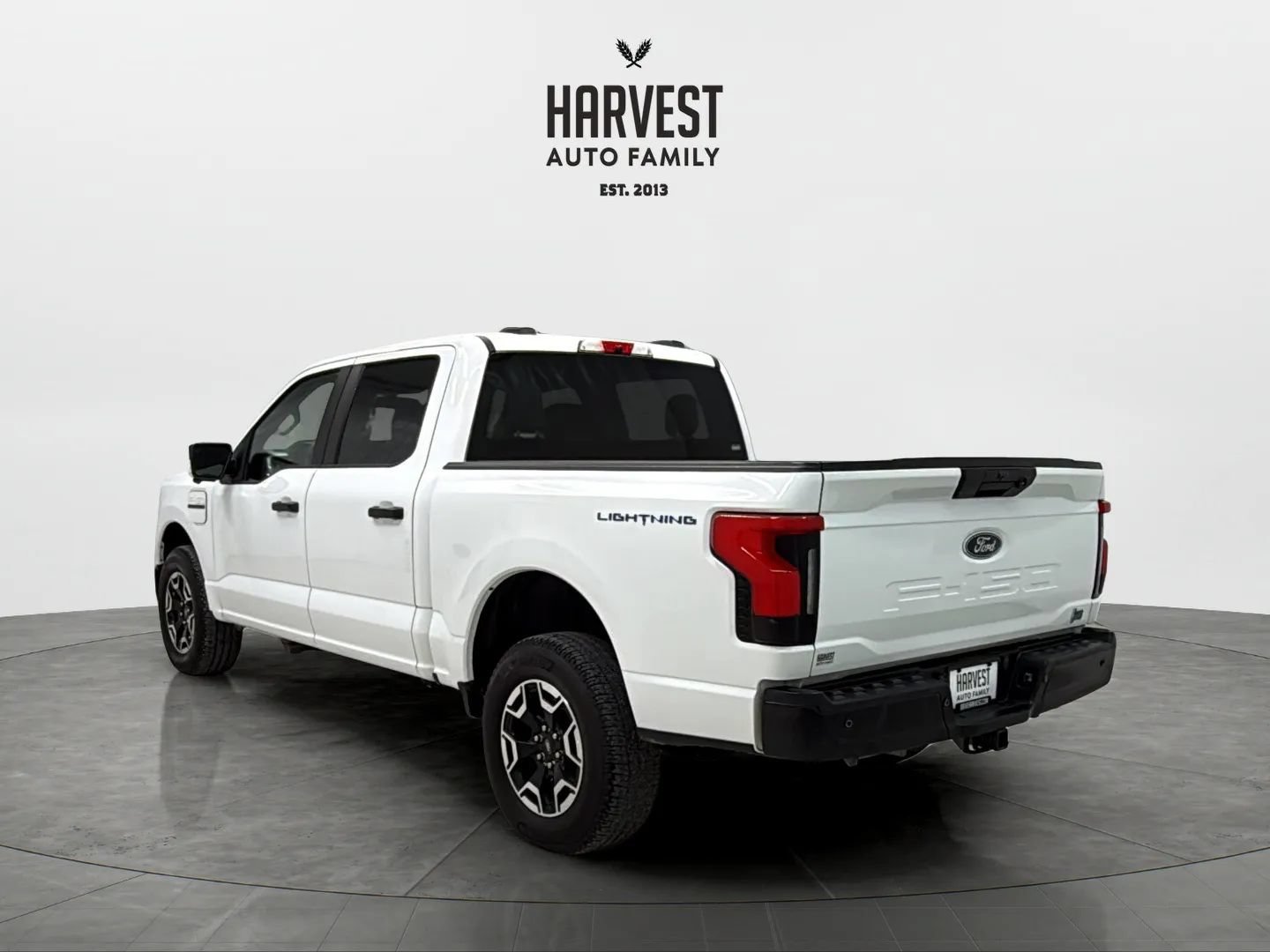 Used 2022 Ford F150 Lightning Pro w/ Tow Technology Package AWD/4WD image 4
