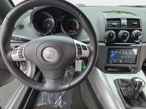 Used 2007 Saturn Sky Red Line RWD image 14