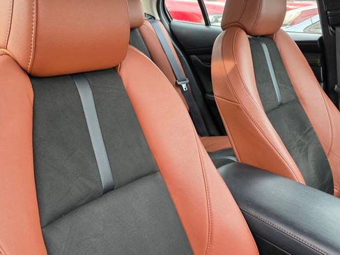 Used 2024 MAZDA MAZDA3 s image 4