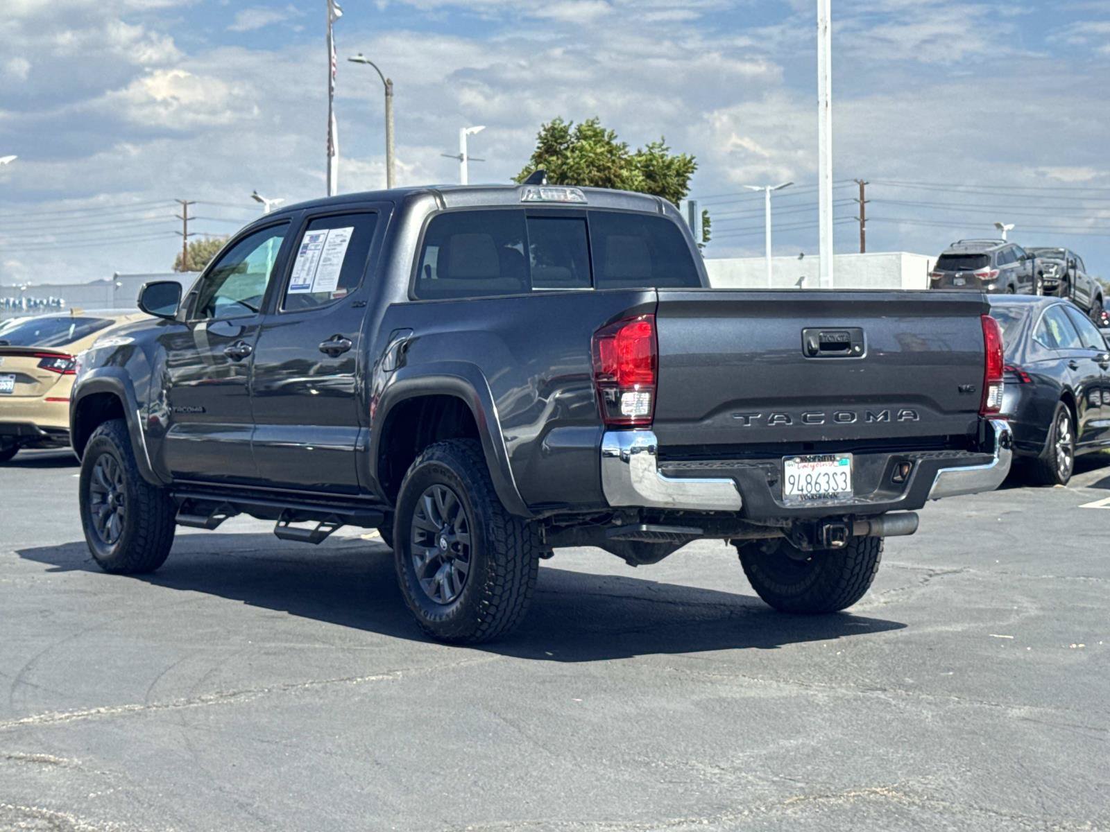 Used 2023 Toyota Tacoma SR5 RWD image 3