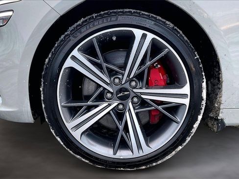 Used 2025 Genesis G70 2.5T w/ Sport Prestige Package image 33