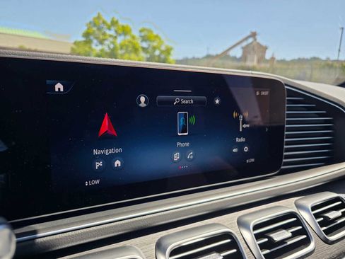 New 2026 Mercedes-Benz GLS 450 4MATIC image 31