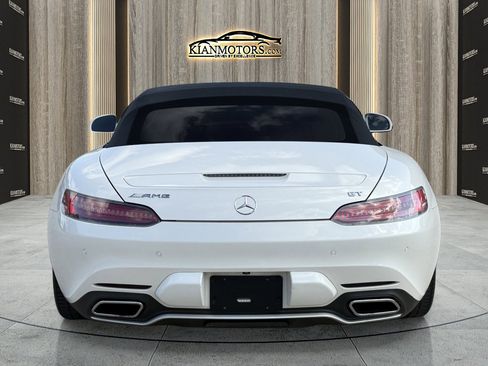 Used 2018 Mercedes-Benz AMG GT Roadster image 11