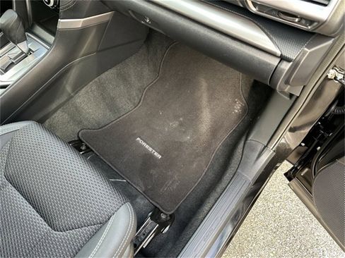 Used 2021 Subaru Forester Premium image 15