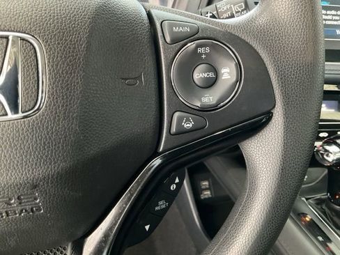 Used 2022 Honda HR-V EX image 12