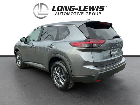 Used 2026 Nissan Rogue SV image 4