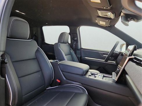 New 2026 GMC Sierra EV Elevation image 15