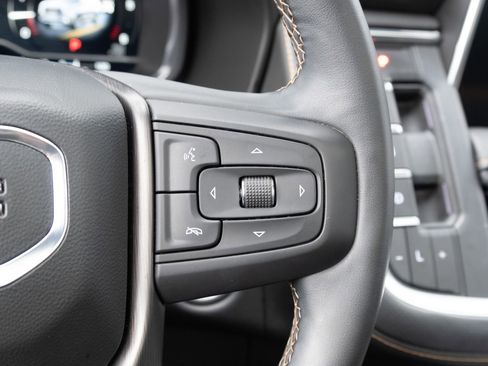 Used 2023 GMC Yukon AT4 w/ AT4 Premium Plus Package image 8