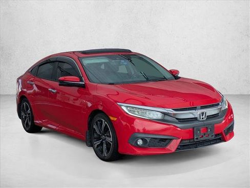 Used 2017 Honda Civic Touring image 3