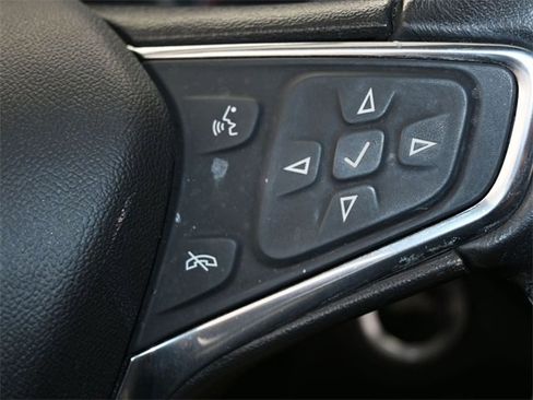 Used 2024 Chevrolet Traverse RS w/ LPO, Floor Liner Package image 21