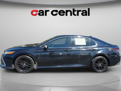 Used 2021 Toyota Camry XLE w/ Navigation Package AWD/4WD image 2