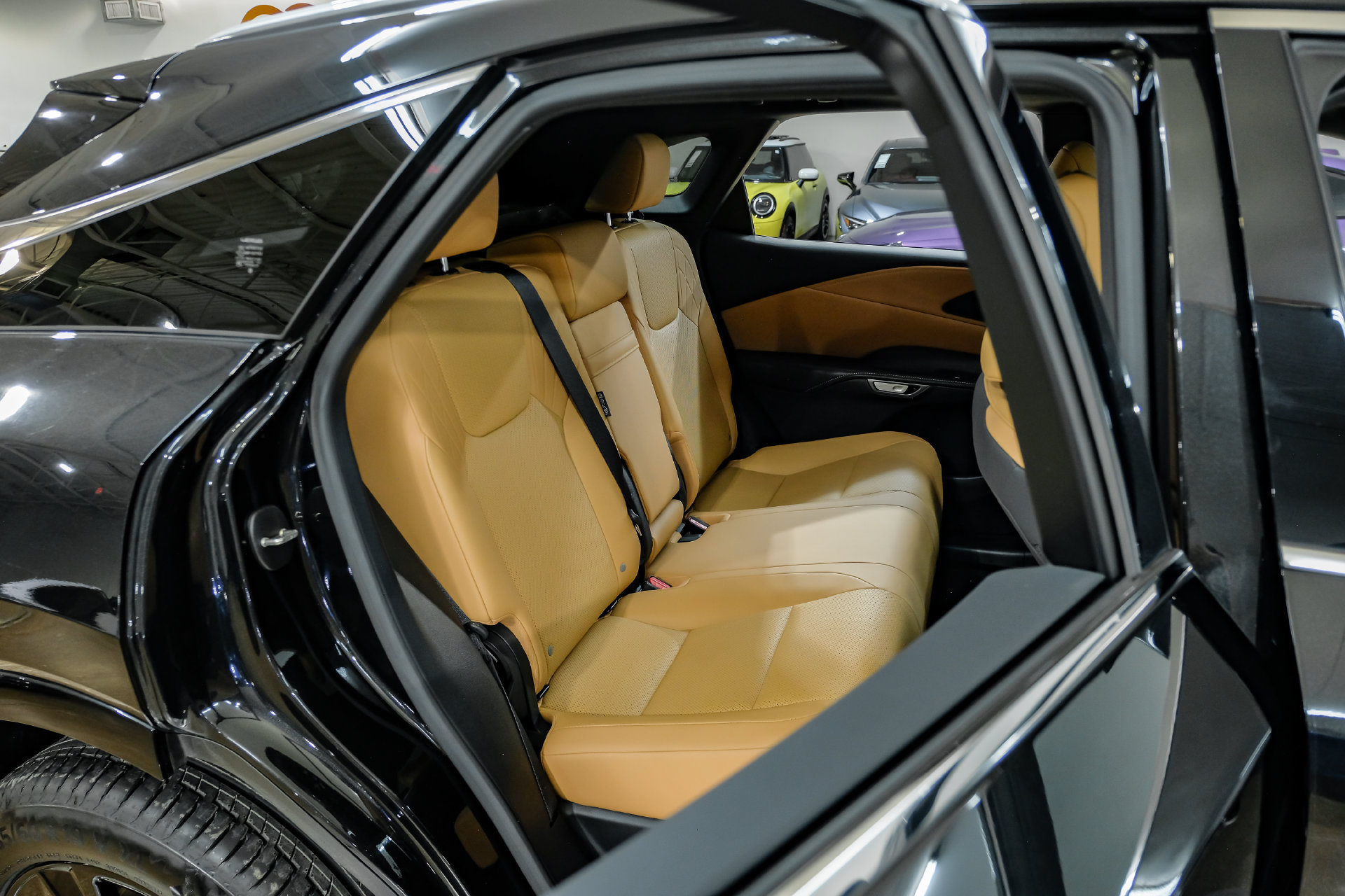 Used 2024 Lexus RX 350 Premium w/ Cold Area Package FWD image 39