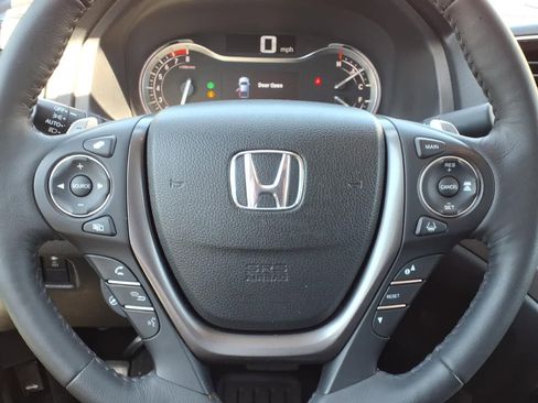 Used 2023 Honda Ridgeline RTL-E image 16