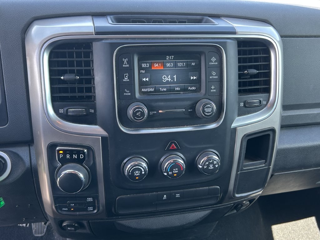 Used 2017 RAM 1500 Classic SLT AWD/4WD image 15