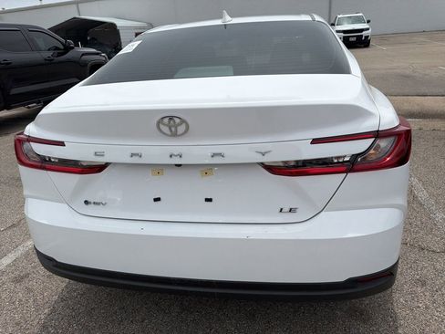 Used 2026 Toyota Camry LE w/ Convenience Package FWD image 8