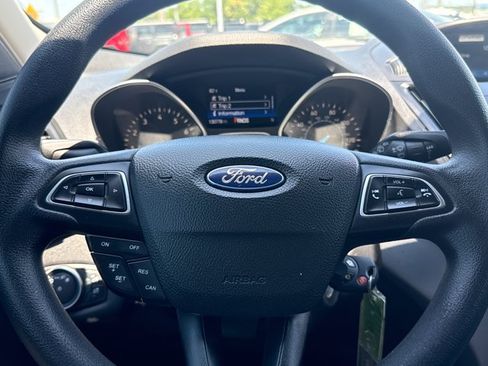 Used 2017 Ford Escape S FWD image 17
