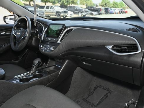 Used 2023 Chevrolet Malibu LT FWD image 42