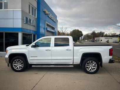 Used 2015 GMC Sierra 1500 SLT w/ SLT Crew Cab Value Package