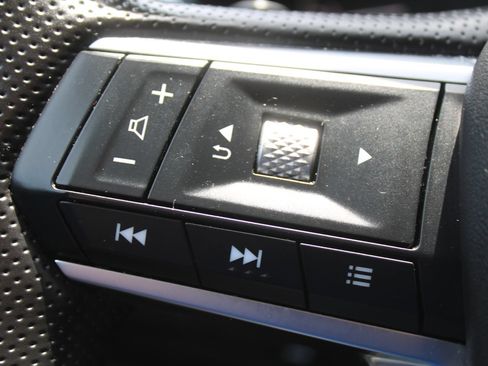 Used 2025 Mitsubishi Outlander SE AWD/4WD image 27