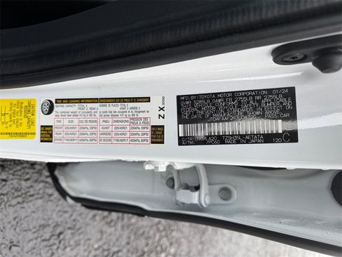 Used 2024 Toyota Crown Platinum image 28