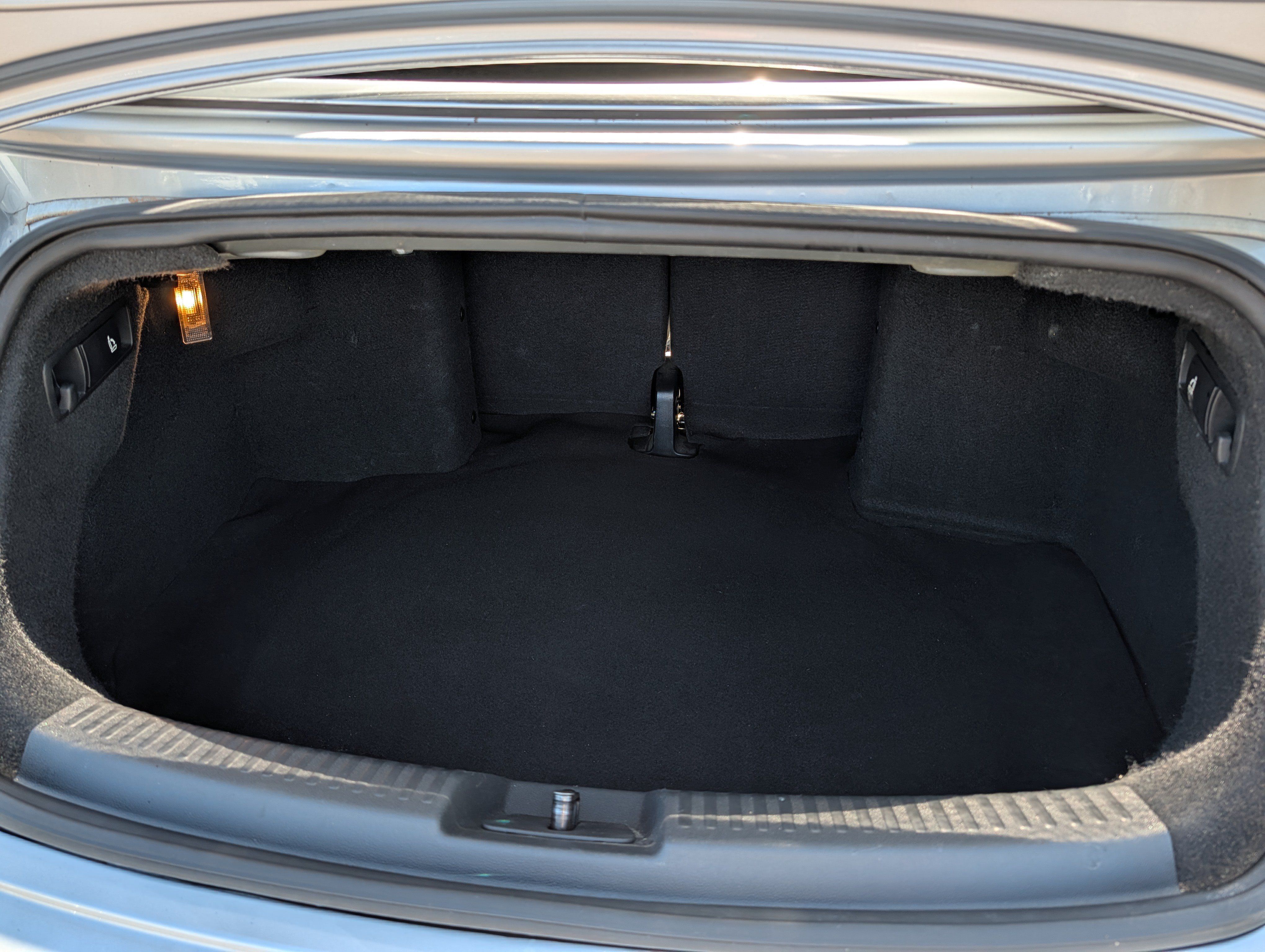 Used 2013 Volkswagen Beetle 2.5 FWD image 18