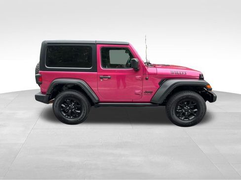 Used 2022 Jeep Wrangler Sport AWD/4WD image 4