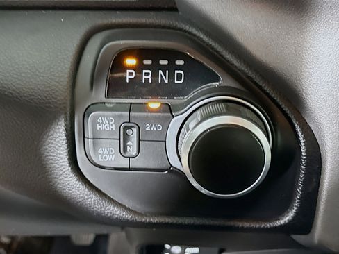 Used 2024 RAM 2500 Big Horn w/ Bed Utility Group image 20