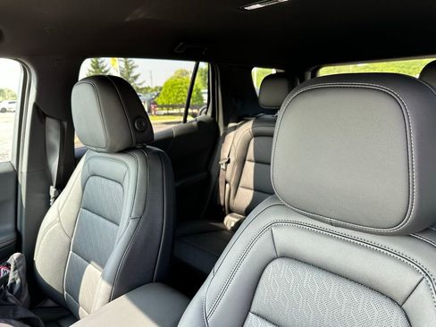 New 2026 Chevrolet Equinox LT w/ Convenience Package II image 27