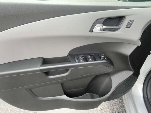 Used 2020 Chevrolet Sonic LT FWD image 14