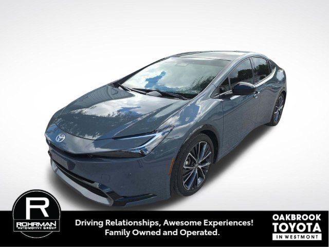 Used 2024 Toyota Prius XLE FWD image 1