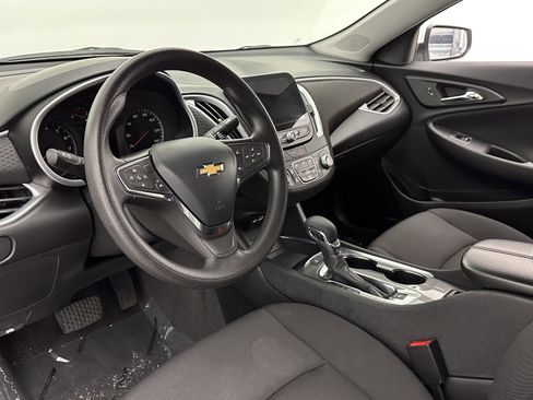 Used 2024 Chevrolet Malibu LT image 8